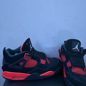 Jordan Men's Red Thunder 4’s